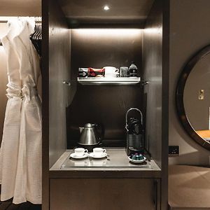 Executive King Room